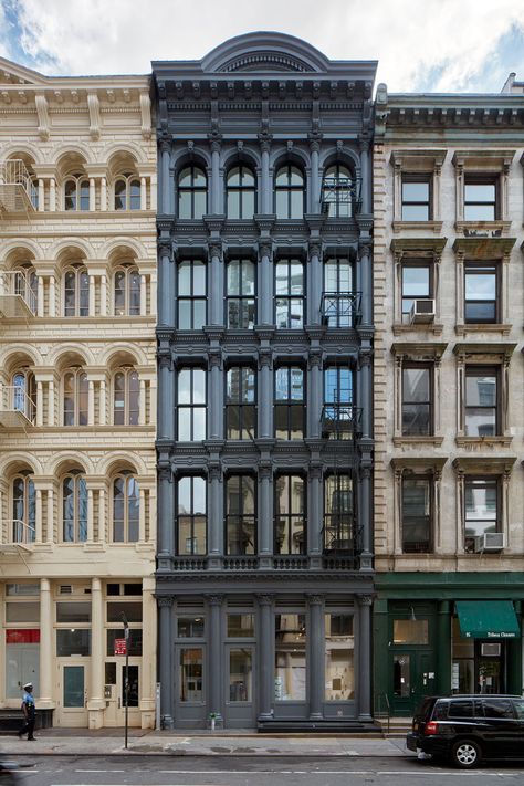 This Old Building In New York Has Been Transformed Into Modern Architectural Design Firm Workac Have Completed The Renovation Of A Historical Building With Cast Iron Facade In New York City And Transformed It Into