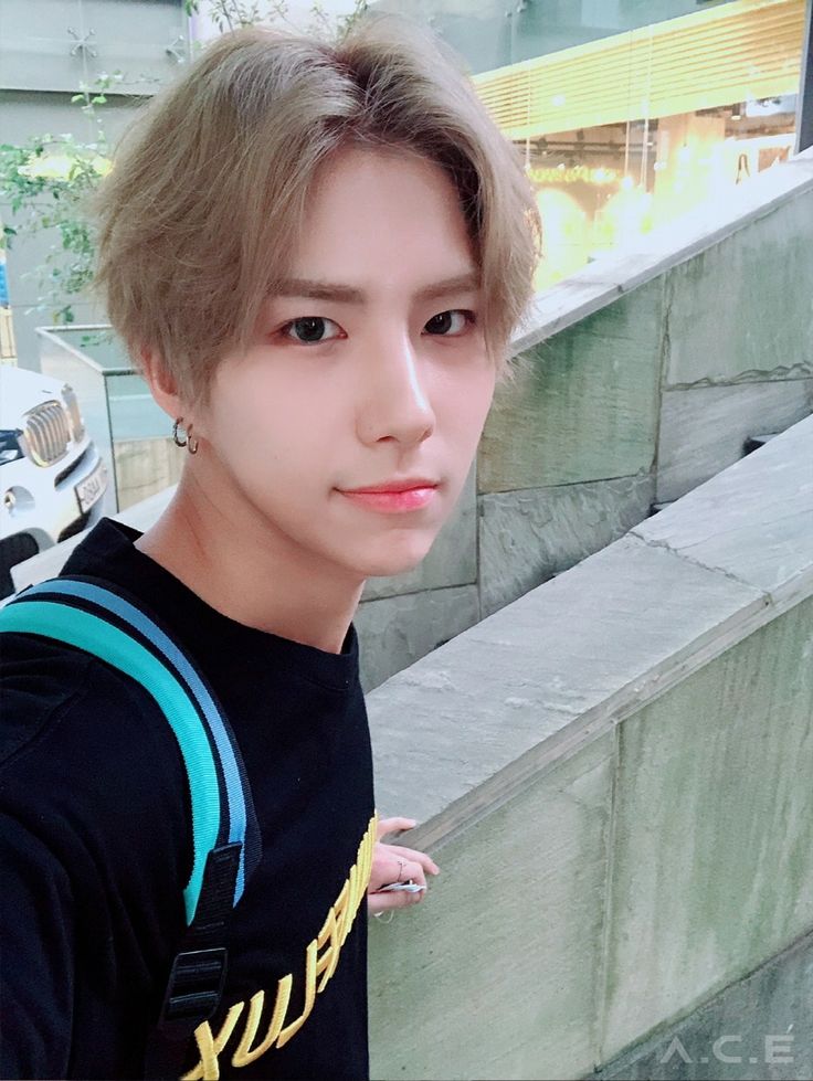 wow kim seyoon a c e rapper pretty people boy groups wow kim seyoon a c e rapper pretty people boy groups