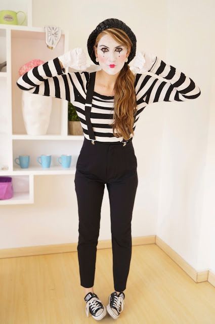 7 Creative Last Minute DIY Halloween Costumes /// Design Fixation