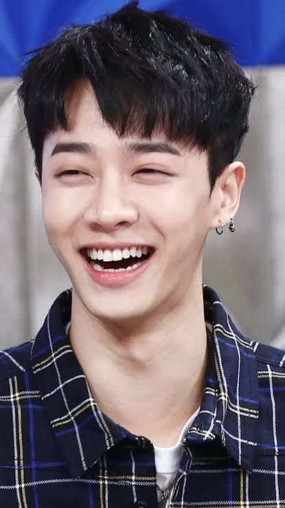pin by v on b2st lee gikwang handsome men handsome pin by v on b2st lee gikwang handsome men handsome