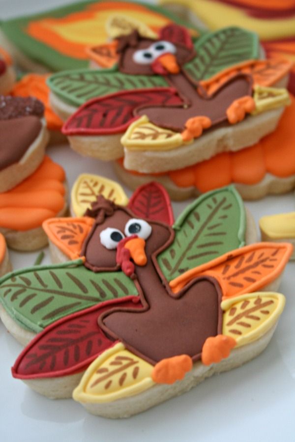 decorated turkey cookies