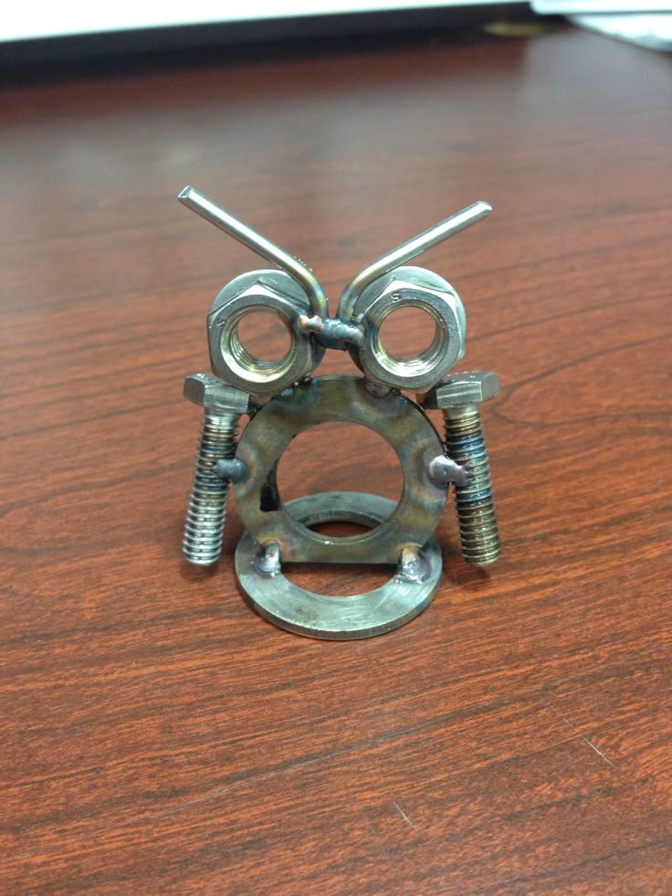 283 best Nuts &bolts&tools images on Pinterest | Metal art, Welded art