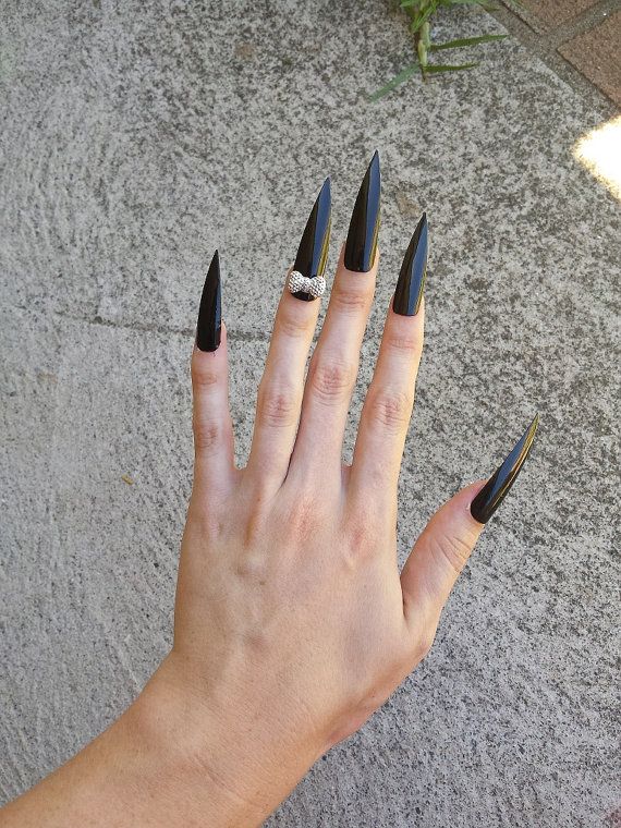 Super Long Black Beauty Nails by Ostoksia on Etsy | Beauty ...