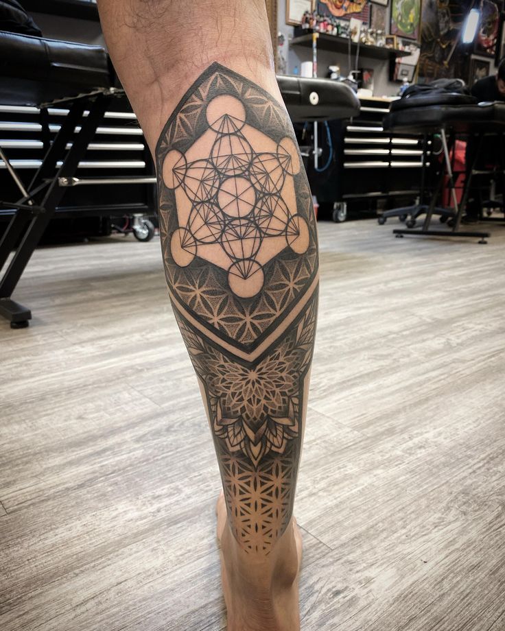 Hello! I am a tattooer residing in Orlando FL! Ig is www