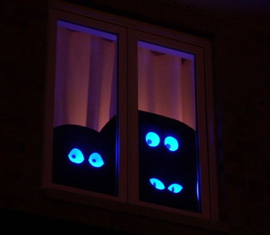 137 best spooky windows images on pinterest halloween crafts halloween decorating ideas and halloween ideas - Halloween Window 137 best spooky windows images on pinterest halloween crafts halloween decorating ideas and halloween ideas - Halloween Window