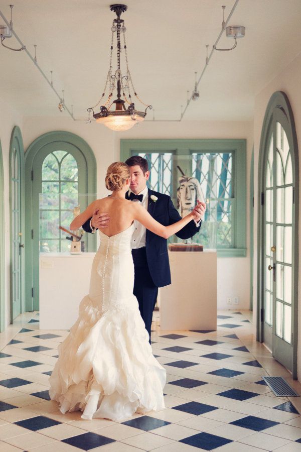 36 Best Austin Images On Pinterest Wedding Inspiration Weddings Austin Wedding At Laguna Gloria By Sarah Kate Photographer