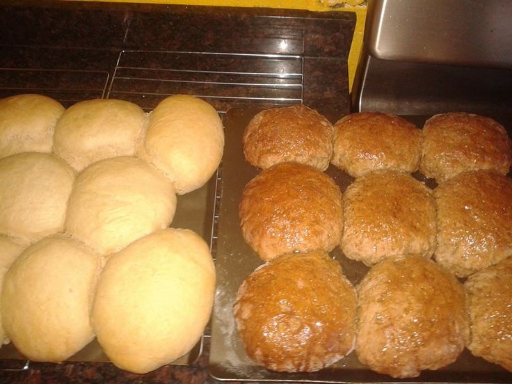 Creole Bread and Bun A no uno waa somm rite noww! Hala Creole Bread and Bun A no uno waa somm rite noww! Hala