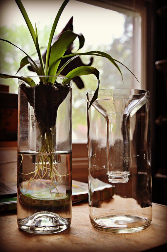 Ähnliche Artikel wie Pflanzer, hergestellt aus Recycling-Glas-Flaschen auf Etsy