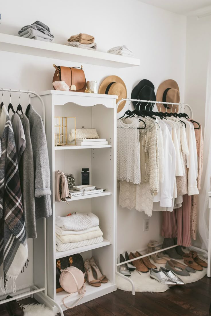 Best 25+ Closet rooms ideas on Pinterest Closet vanity, Spare Best 25+ Closet rooms ideas on Pinterest Closet vanity, Spare