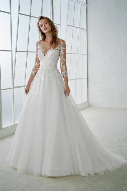 2018 A Line Scoop 3/4 Length Sleeve Tulle With Applique Wedding Dresses US$ 239…. 2018 A Line Scoop 3/4 Length Sleeve Tulle With Applique Wedding Dresses US$ 239….