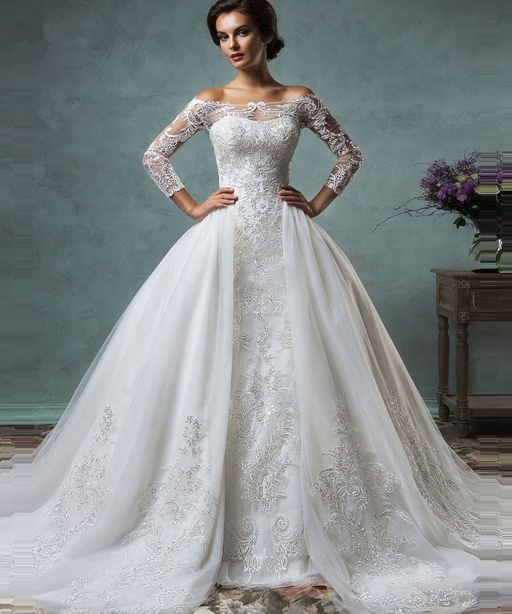Vintage 2 in 1 Appliques Lace Sleeves Detachable Train Wedding Dress Vintage 2 in 1 Appliques Lace Sleeves Detachable Train Wedding Dress