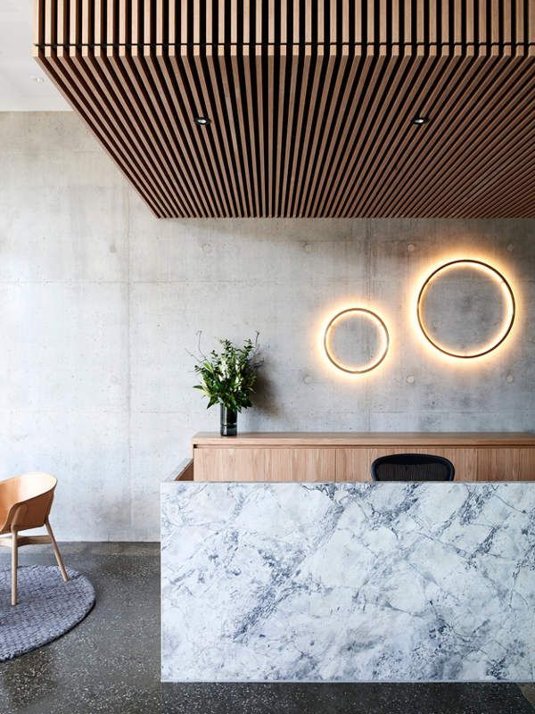 Die besten 25+ Holzlamellen wand Ideen auf Pinterest Fliese - interieur mit holz lamellen haus design bilder Die besten 25+ Holzlamellen wand Ideen auf Pinterest Fliese - interieur mit holz lamellen haus design bilder