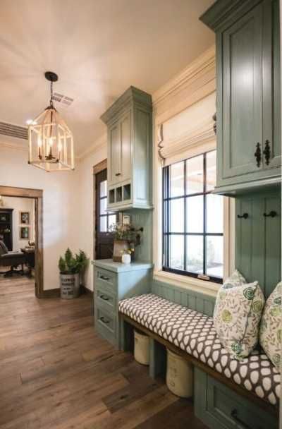 53 Modern Farmhouse Entry & Mud Room Ideas | Mudroom decor, Mudroom