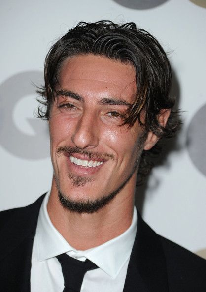 Attractive men with big noses