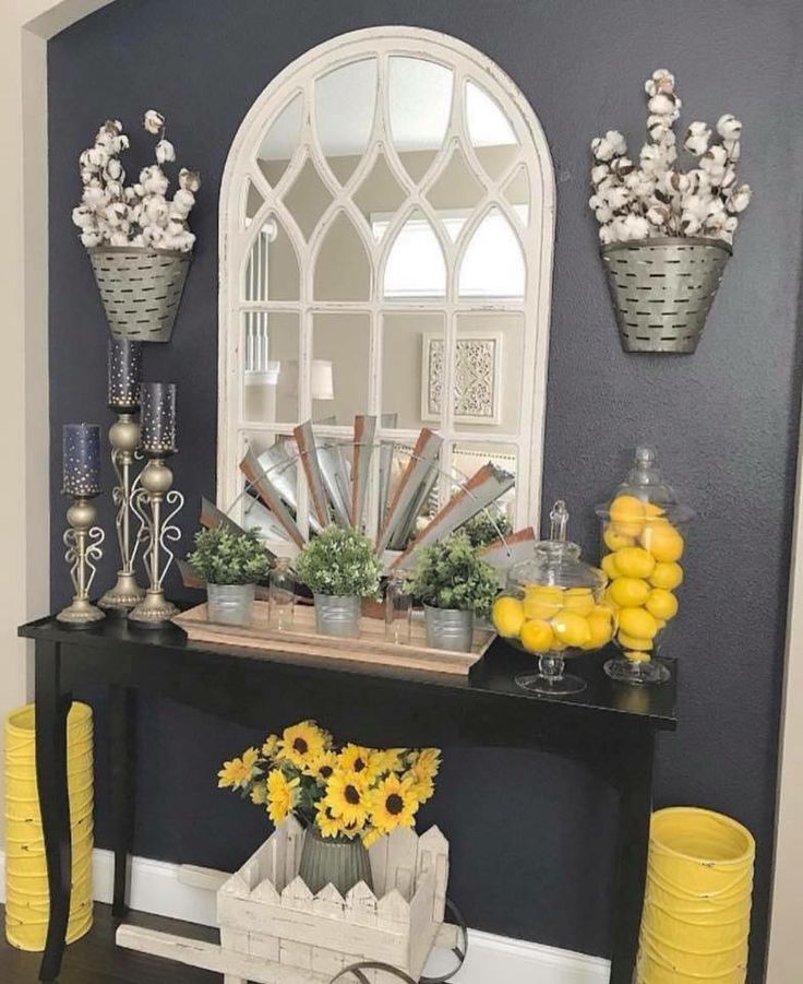 Grey and yellow home decor ideas using sunflowers | Entryway decor