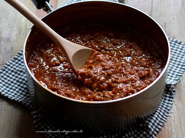 Ragù alla bolognese, consigli per fare il ragù perfetto ...
