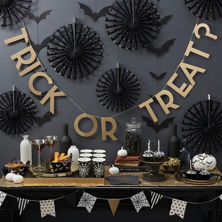 decoration creepy halloween party table decoration trick or treat garland spider web stripe polka dots flag - Halloween Party Table Decorations decoration creepy halloween party table decoration trick or treat garland spider web stripe polka dots flag - Halloween Party Table Decorations