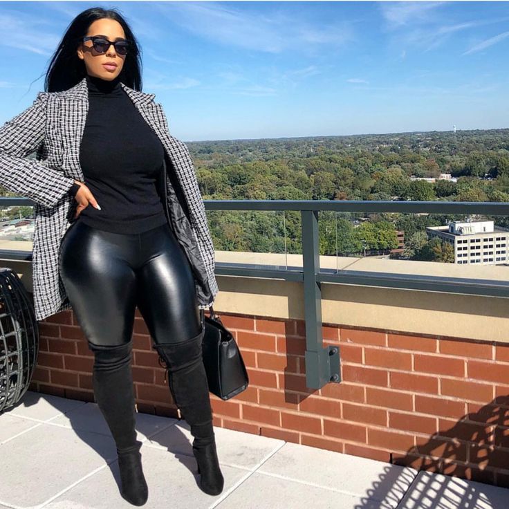 Dicke frauen in leggins