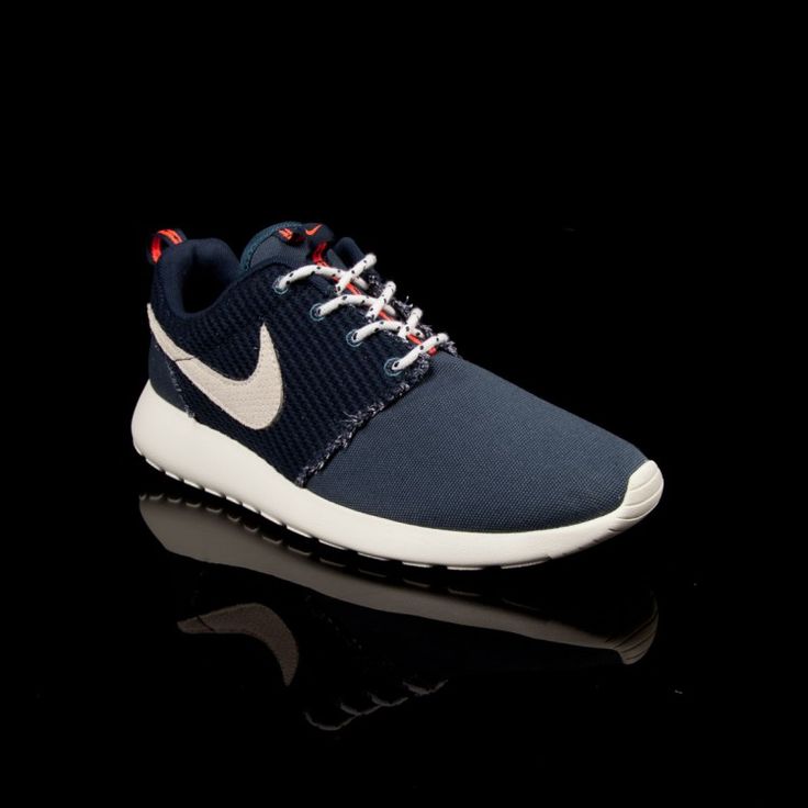 nike Roshe run spento nike Roshe run spento