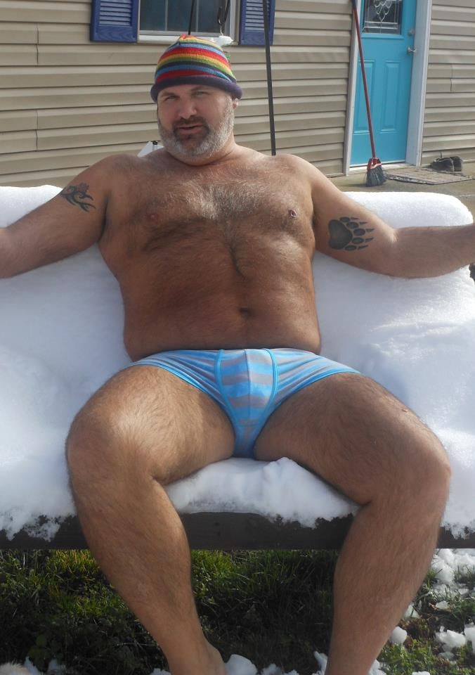 Male Hot Nude - Older gay bear Mia mature tranny