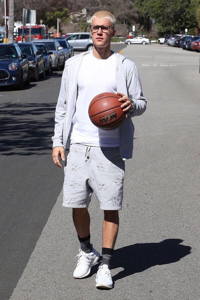 justin bieber basketball shoes 484 best justin bieber fashion style images on justin bieber basketball shoes 484 best justin bieber fashion style images on