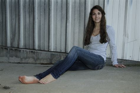 Long hair shorts drunk feet