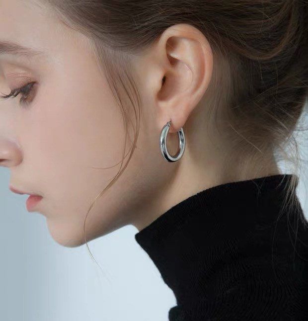 22mm 18k Gold Plated Medium Hoop Earrings A Pair Gold Hoop Etsy In 2021 Silver Hoop Earrings Medium Silver Hoop Earrings Hoop Earrings