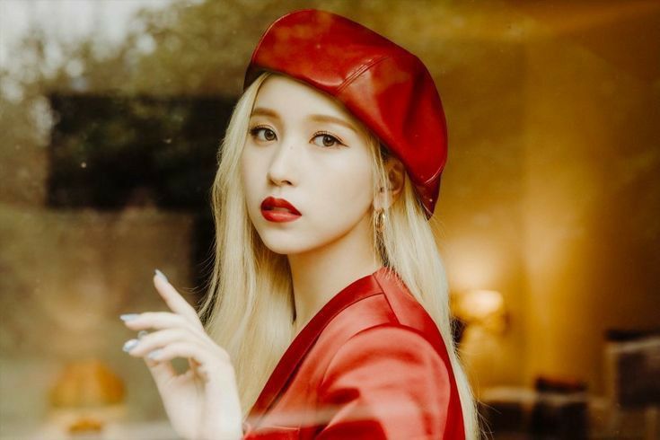 𝙵𝚛𝚊𝚒𝚕𝚎𝙻𝚒𝚊𝚛 Twiceミナ サナ Twice 画像 𝙵𝚛𝚊𝚒𝚕𝚎𝙻𝚒𝚊𝚛 Twiceミナ サナ Twice 画像