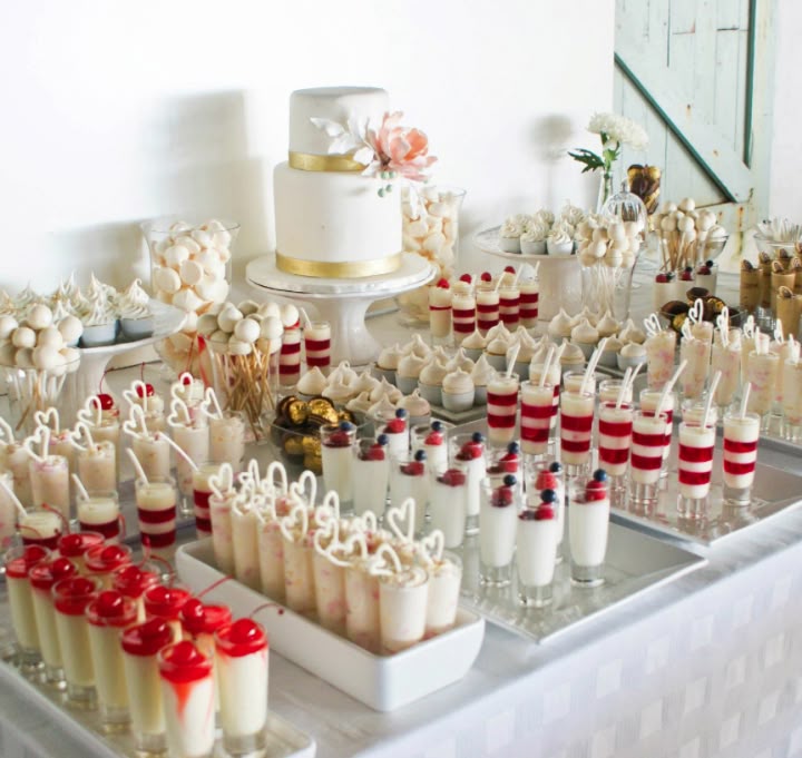 Obsessed With The Details In These Amazing Wedding Cakes Future Obsessed With The Details In These Amazing Wedding Cakes Future Pinterest Desserts And