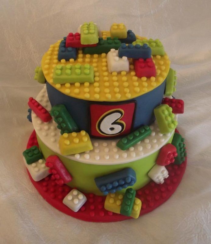 Torta Lego Dolci E Cupcake Di Cake Design A Tema Lego Torta Lego Torte Di Compleanno Lego Torte