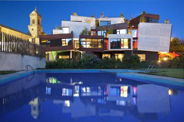 A work of architectural beauty from the outside, a triumph of - herrenhaus 12 jahrhundert modernen hotel A work of architectural beauty from the outside, a triumph of - herrenhaus 12 jahrhundert modernen hotel