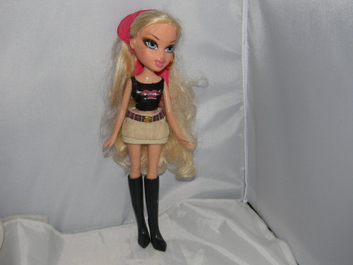 naked-bratz-doll-wife-slut-party