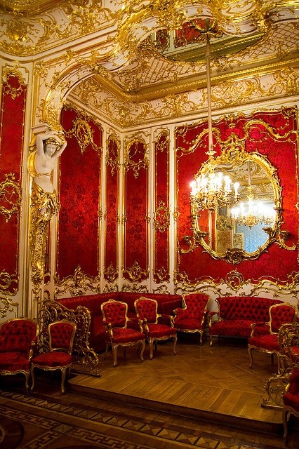 Second Ring Crimson Room Second Ring Crimson Room