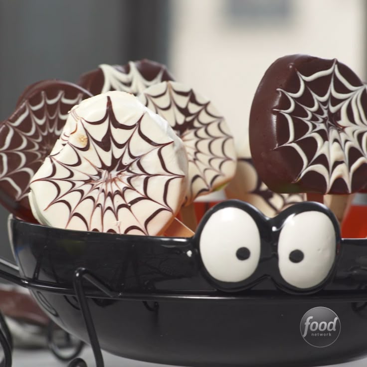 Recipe of the Day: Apple Spiderweb Pops Fresh fruit is the surprise inside these...