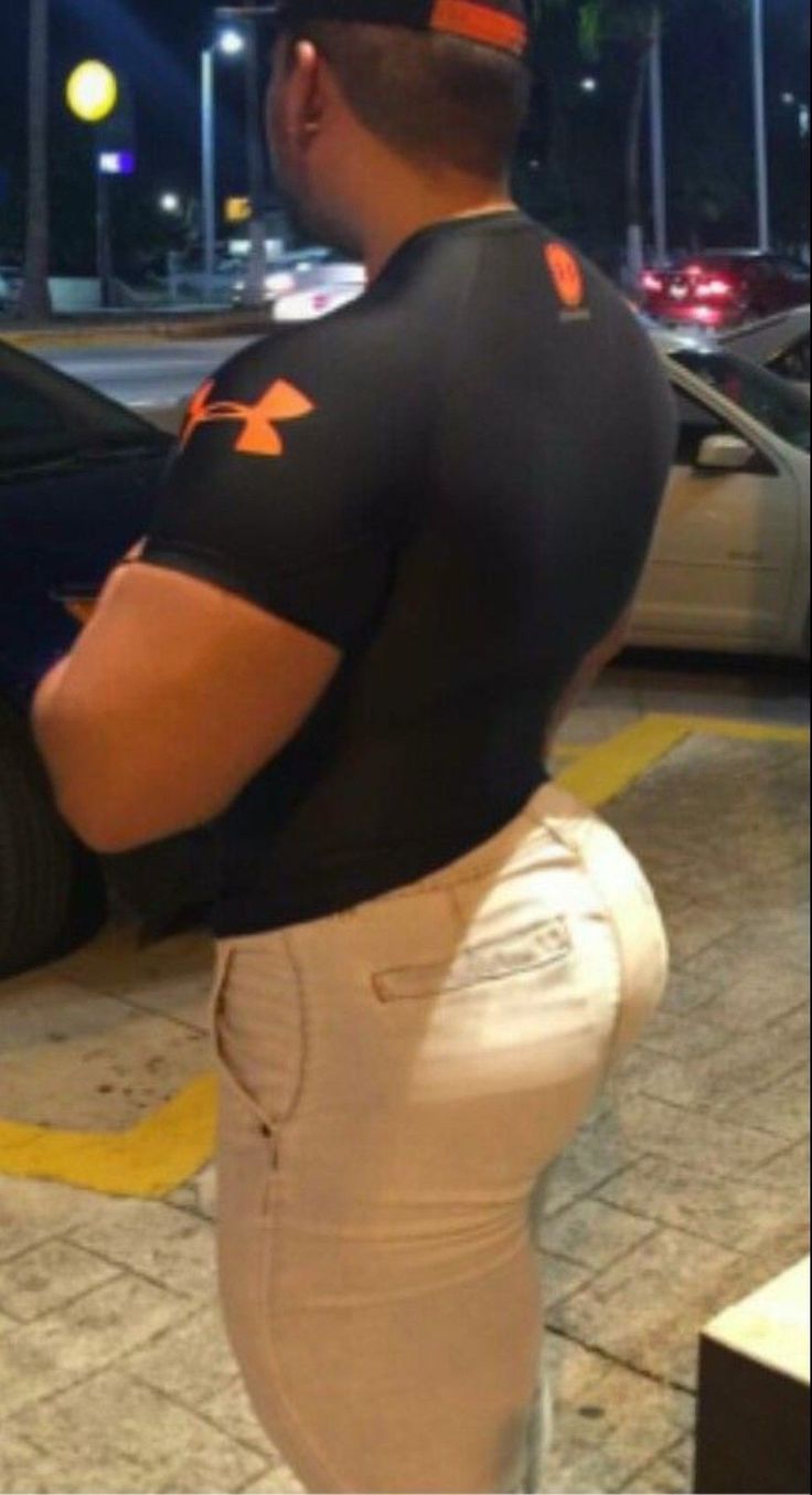 Men With Huge Asses Men With Huge Asses