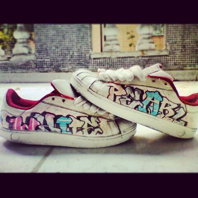 White Pearl Shoes Graffiti Beyaz Inci Ayakkabi