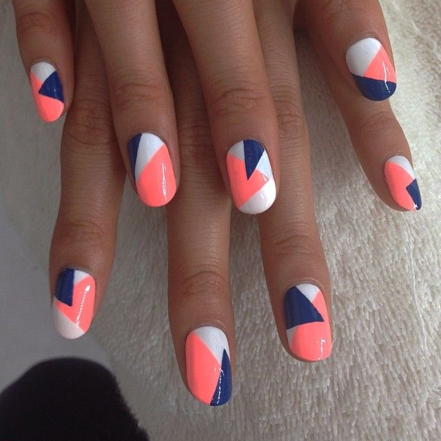 Best 25 Geometric Nail Art Ideas On Pinterest Fall 60 Diseños De Arte En Uñas Ridículamente Lindos Que Querrás Copiar Inmediato Color Block Nailsgeometric