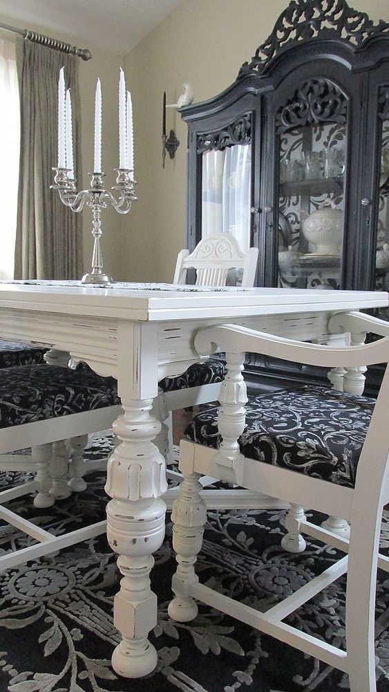 Best 25 Chalk Paint Dining Table Ideas On Pinterest Chalk Paint Cool Painted Dining Room Table Ideas Design Ideas Best 25 Chalk Paint Dining Table Ideas On Pinterest Chalk Paint Classy Painted Dining Room Table Ideas Review