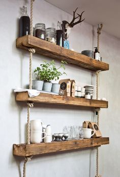 Westwing-Homestories-Marcel-Graf-Barefoot-Living-Küchenregal