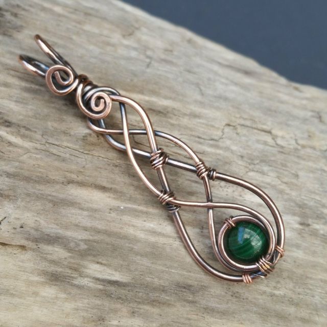 Beaded Celtic pendant tutorial