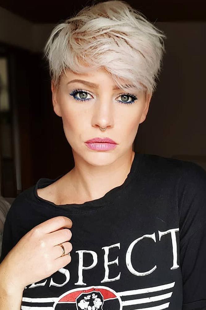Kurze blonde haare frauen