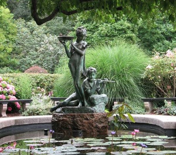 Amazing Statue De Jardin Moderne #6: Cascade Et Fontaine De Jardin , 69 Déco Pour Les Moments De Relaxe - Archzine.fr Amazing Statue De Jardin Moderne #6: Cascade Et Fontaine De Jardin , 69 Déco Pour Les Moments De Relaxe - Archzine.fr