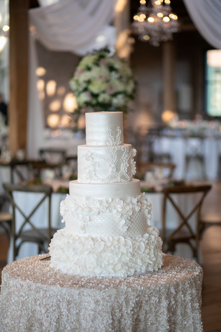 All White Wedding Cake Design Elegant Urban Chicago Wedding