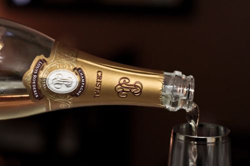 Champagne tasting dating
