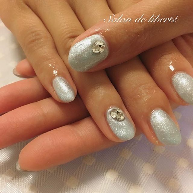 シンプル ワンカラー ビジュー 水色 ブルー 旭市ネイルサロン リベルテ Salon De Liberte アイラッシュ匝瑳市ネイルサロンの ネイルデザイン No ネイルブック ネイルデザイン ネイル リベルテ シンプル ワンカラー ビジュー 水色 ブルー 旭市ネイルサロン リベルテ Salon De Liberte アイラッシュ匝瑳市ネイルサロンの ネイルデザイン No ネイルブック ネイルデザイン ネイル リベルテ
