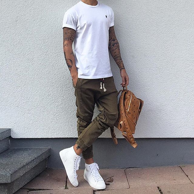 Outfit _________________________ YFBC Crew @mrstealyourgirl_39 @nilskretschmer20...