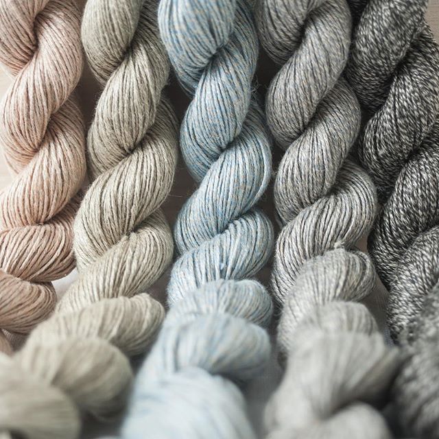 Single marl yarn