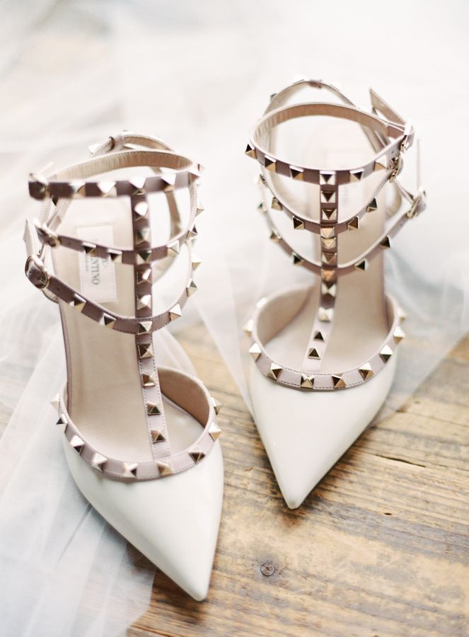 they pulled off a garden wedding in the city en 2019 | shoes