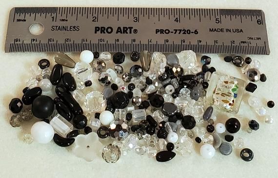60 pce Black Round Crystal Glass Beads 6mm AA Grade Jewellery Making Craft