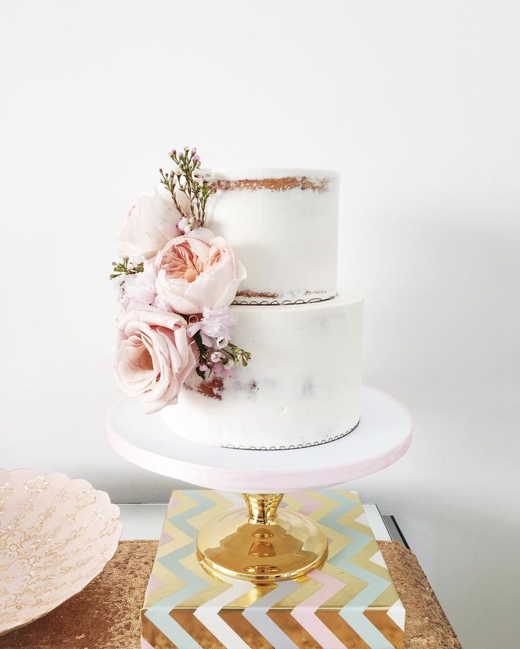 this adorable semi naked baby shower cake with Flower and Fringe styled by @desi… – Cakes! this adorable semi naked baby shower cake with Flower and Fringe styled by @desi… – Cakes!